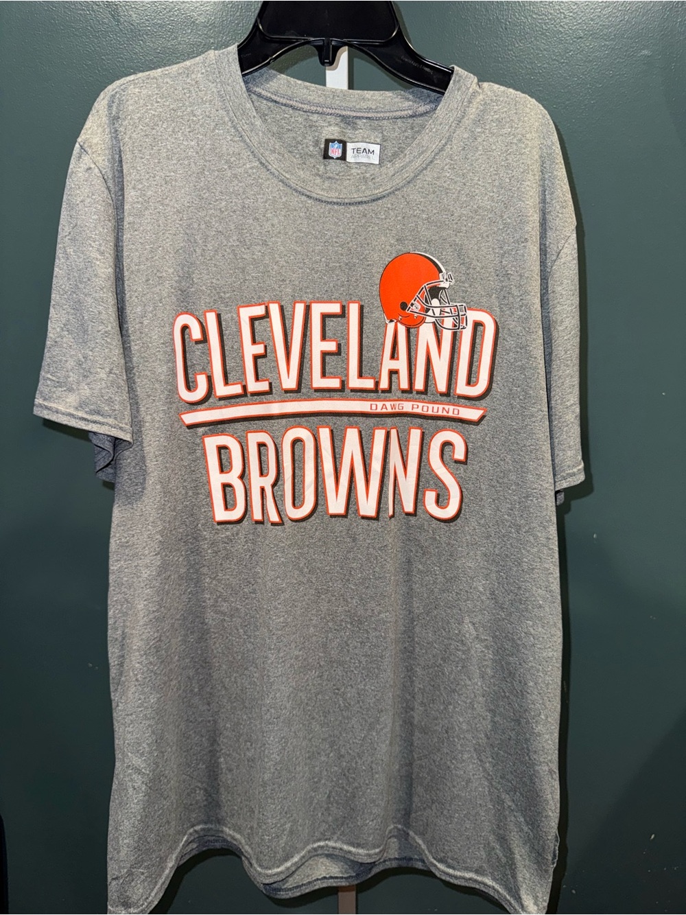 NFL Cleveland Browns Apparel Heather Gray Tee with Subtle Black & White Logo